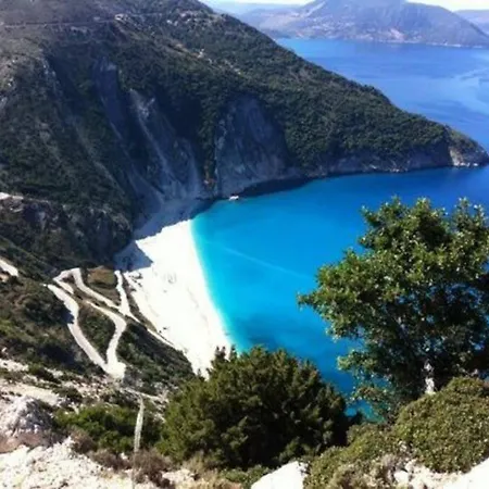 Seaside In Agia Effimia Appartement *