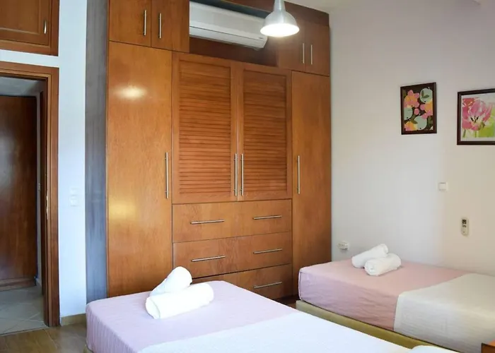 Seaside In Agia Effimia Apartment