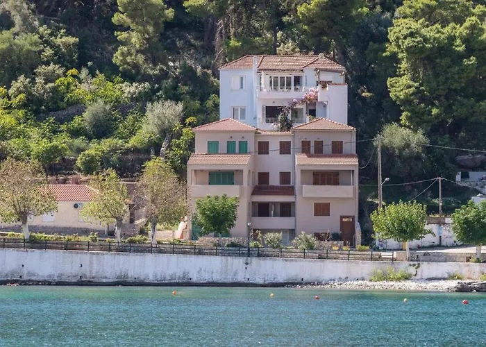 Apartment Seaside In Agia Effimia