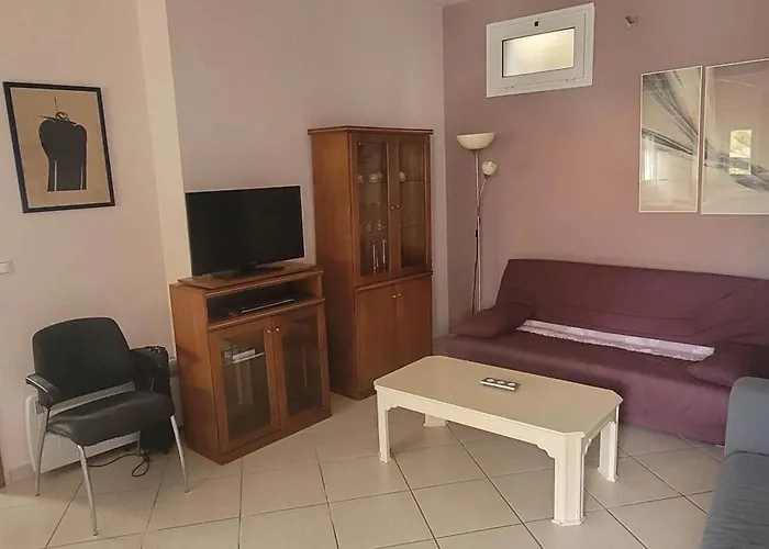 Seaside In Agia Effimia Apartment *